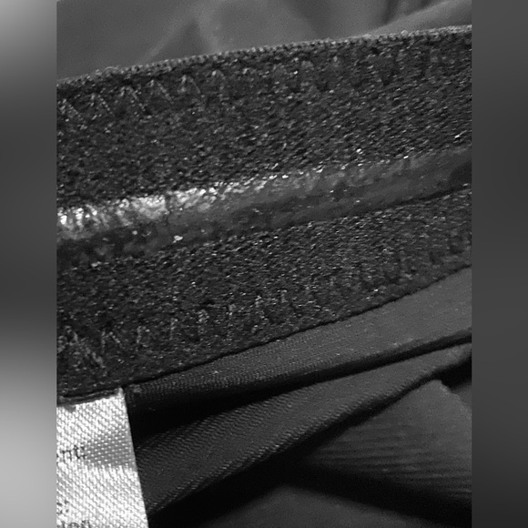 Spandex shorts with removable butt pads. (C5) - Picture 3 of 5